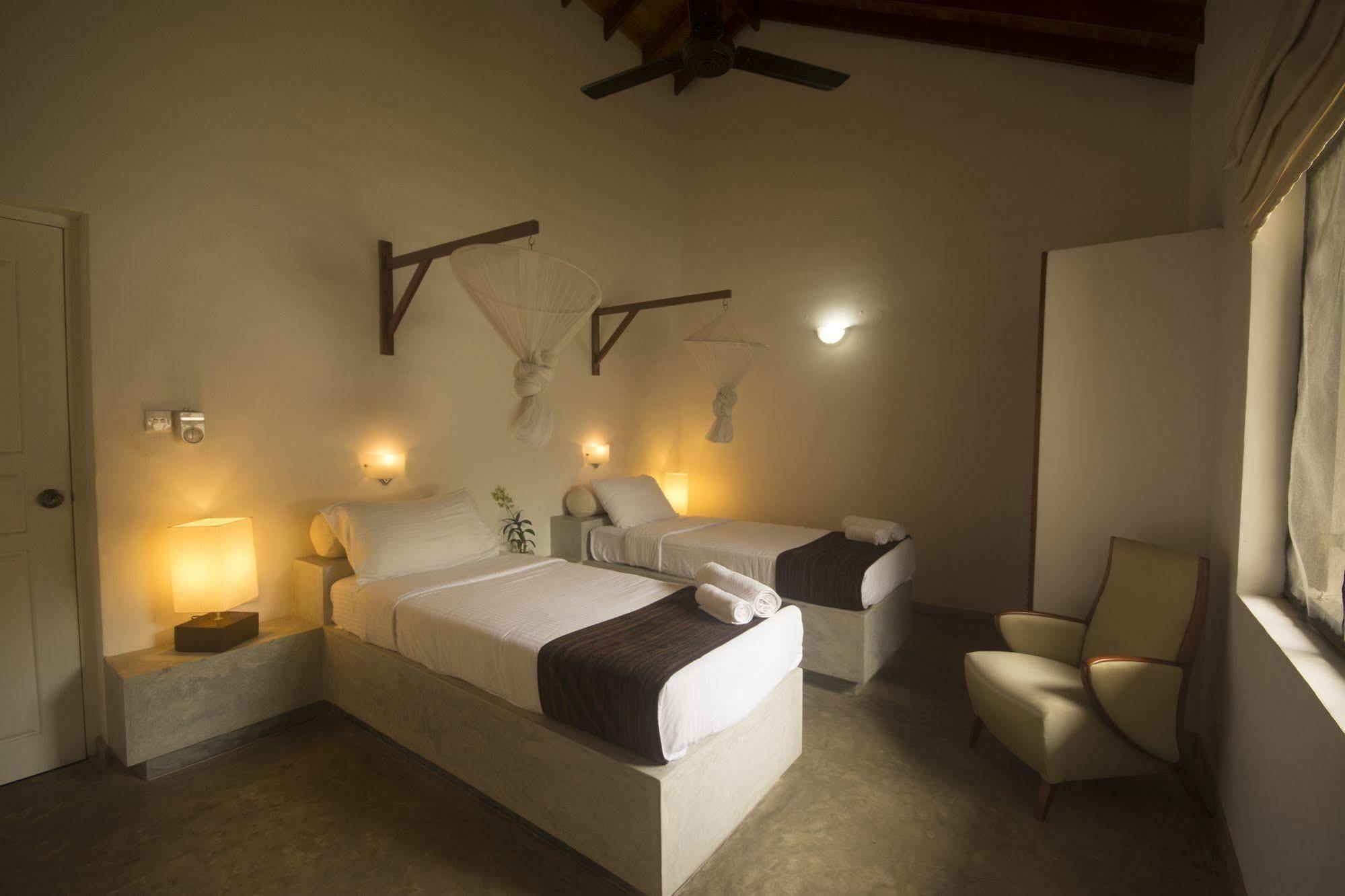 The Lagoon Villa Kurana Katunayaka Екстер'єр фото