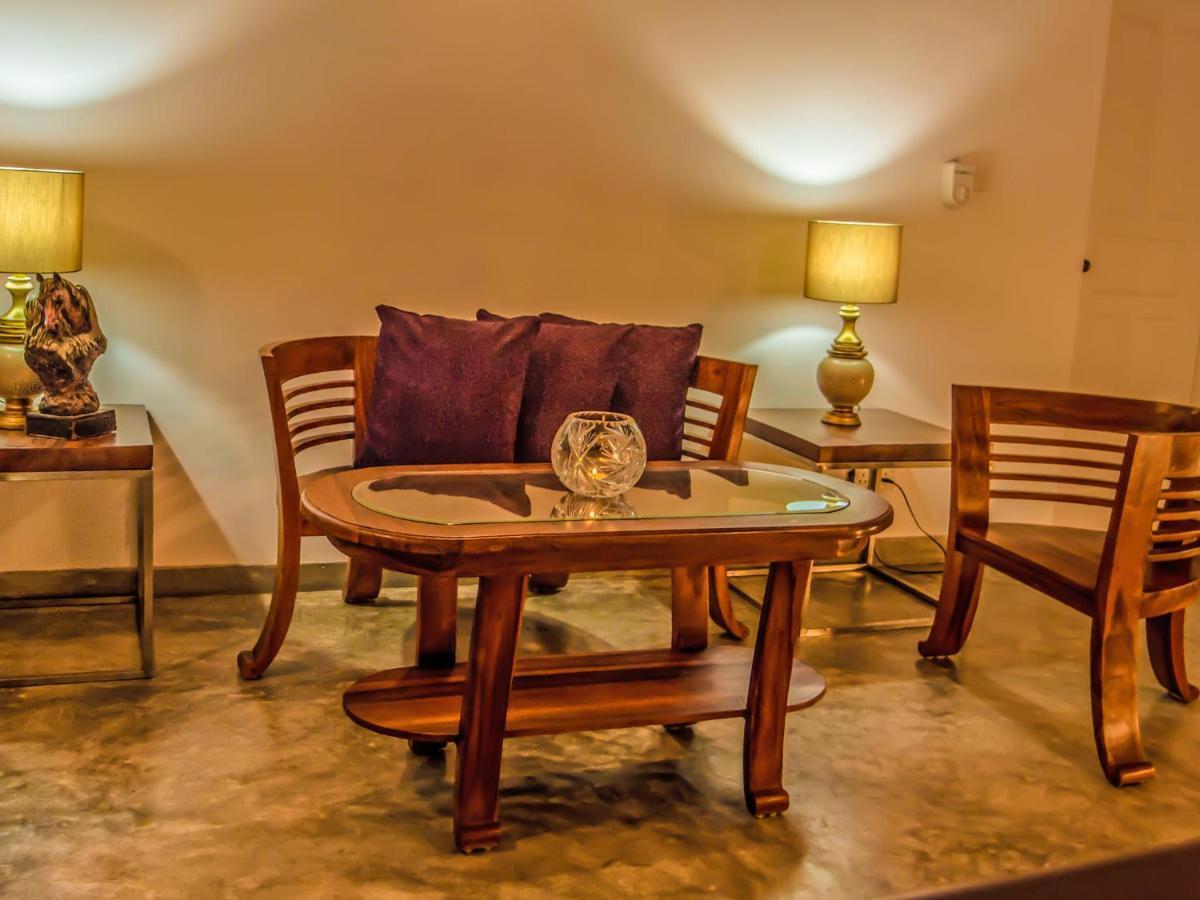 The Lagoon Villa Kurana Katunayaka Екстер'єр фото